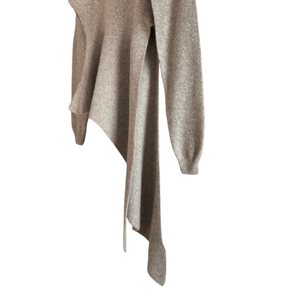 KHAITE | Esme Cashmere Asymmetric Sweater Barley S - Picture 4 of 9